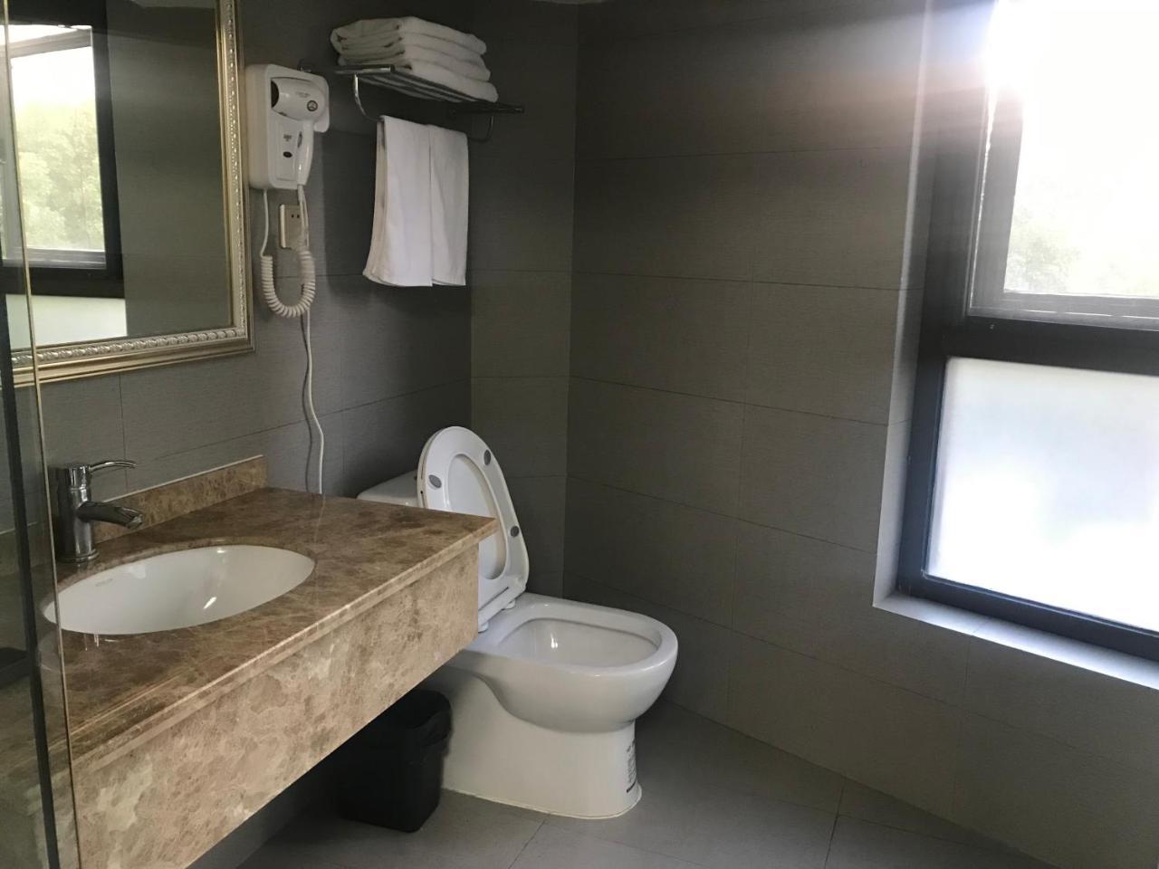 Shanghai Summer International Youth Hostel Екстериор снимка